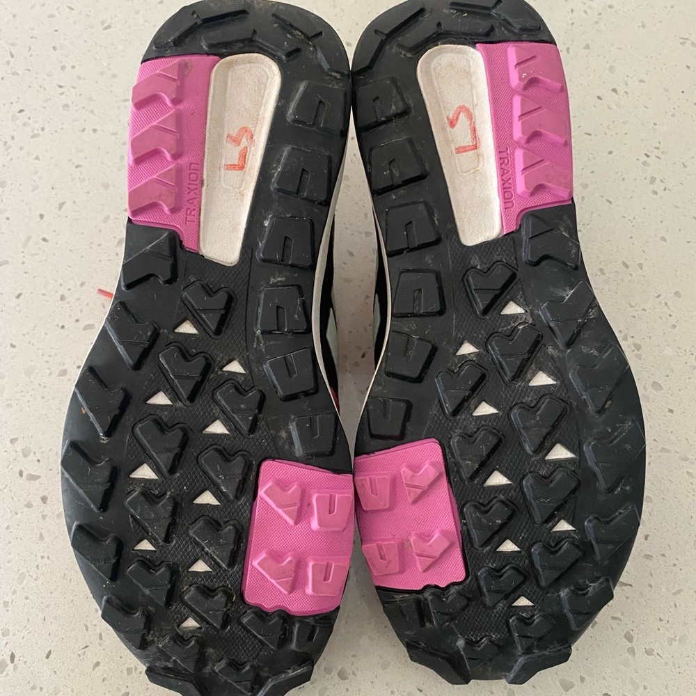 EUC Adidas Terrex Trailmaker Gore-Tex Hiking Shoes - Picture 5 of 5